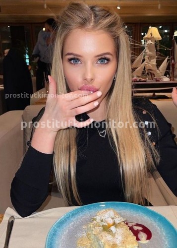 Нелли, Г. Курган